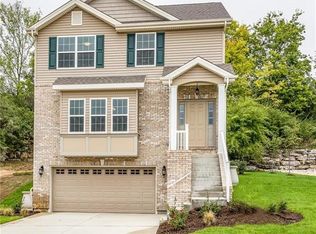 4201 Preston Dr, Saint Louis, MO 63129