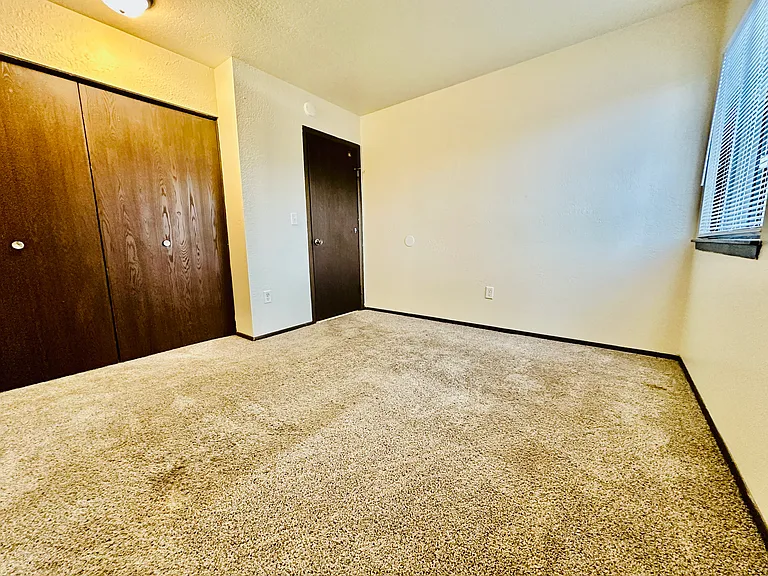 242 E North St #248-C — Photo 7