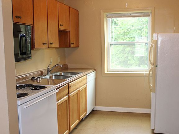 4th image of 1914 Hunting Ave #1918