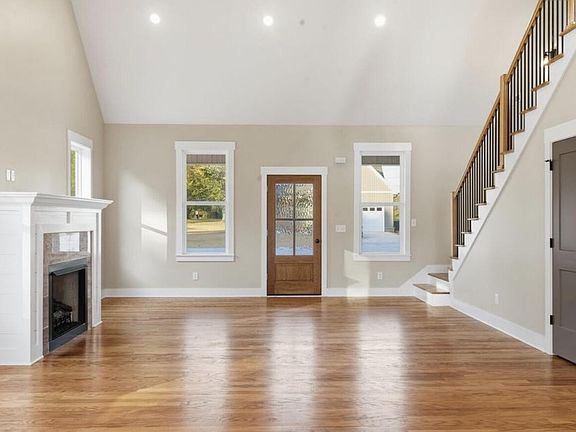 4th image of 125 Mila Mae Ln