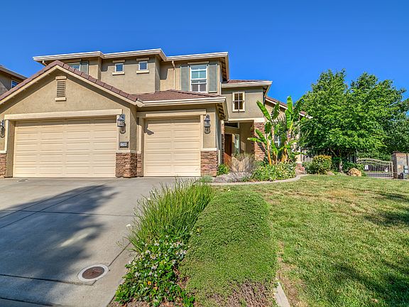 3rd image of 1788 Morella Cir