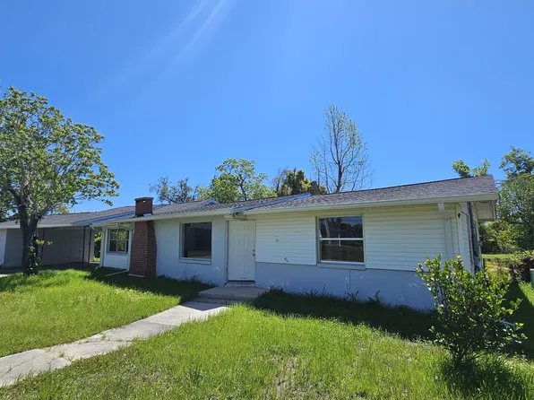 5136 Lake Dr, Panama City, FL 32404