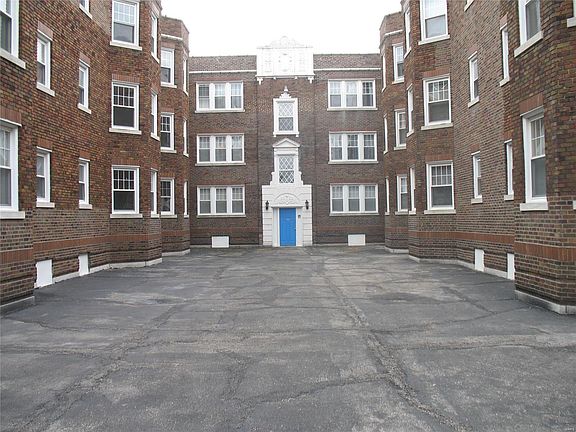 2nd image of 5832 Cabanne Ave