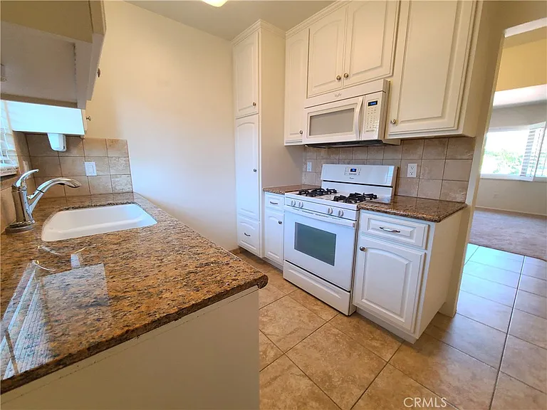 617 Pine Ave — Photo 7