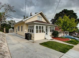 409 Fairview Ave, Waukesha, WI 53188