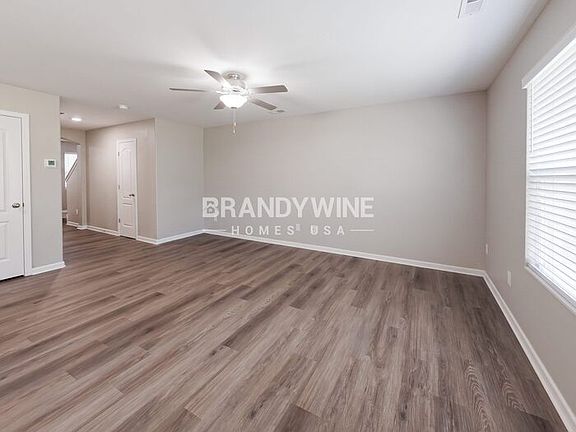 4th image of 2031 Talbert Ct