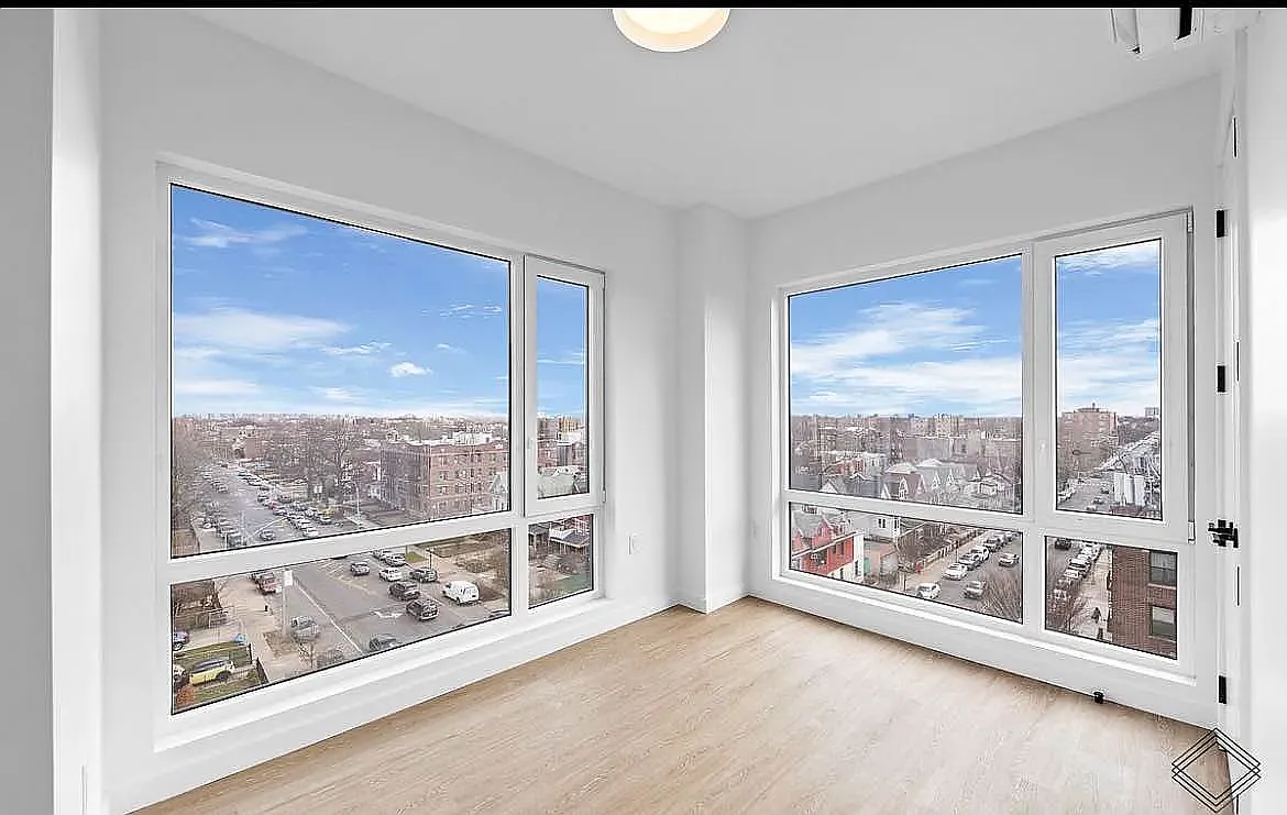 Building Photo - 333 Linden Blvd #3R