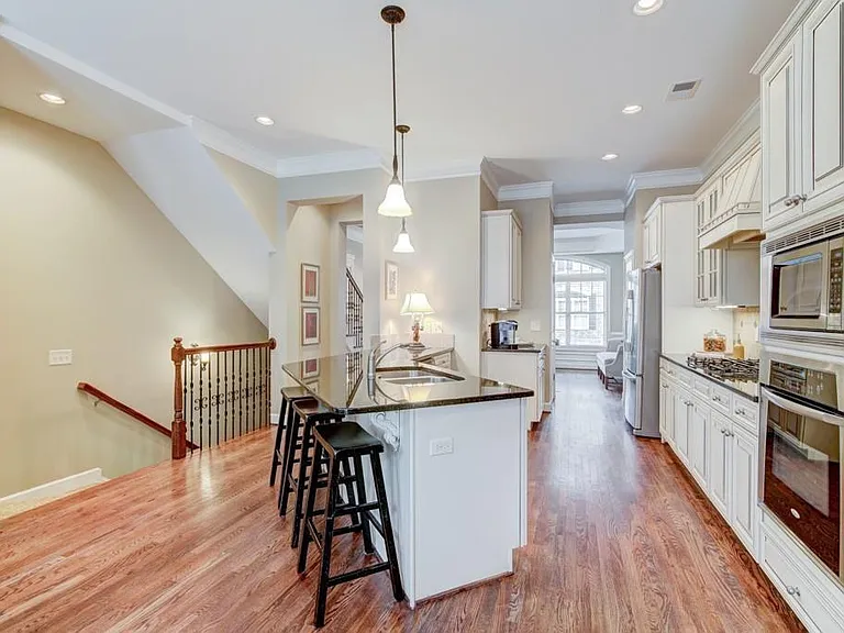 905 Telfair Close — Photo 9
