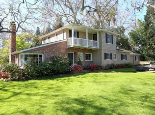 911 Saverien Dr, Sacramento, CA