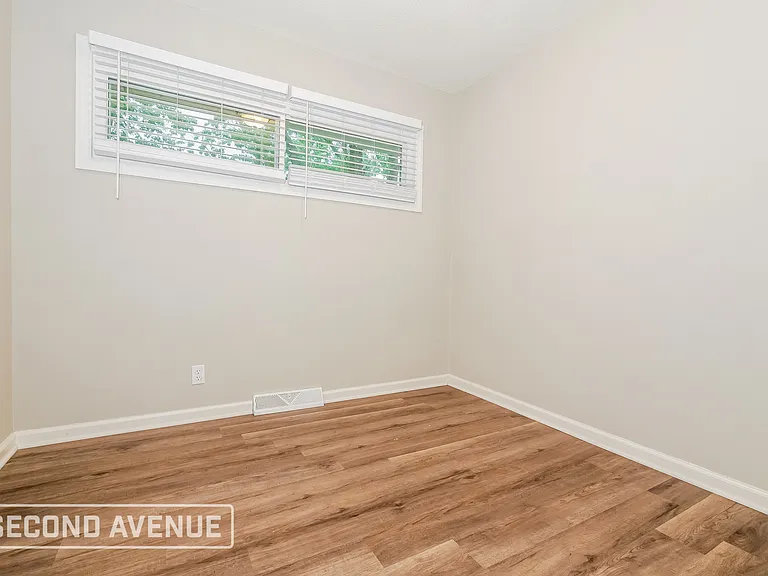 401 Lacy Ln — Photo 19