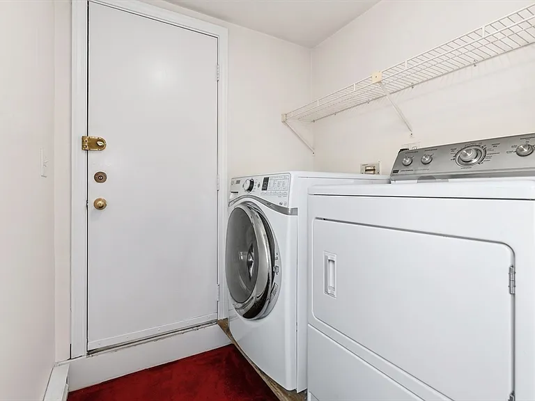 302 Commonwealth Ave #3 — Photo 17