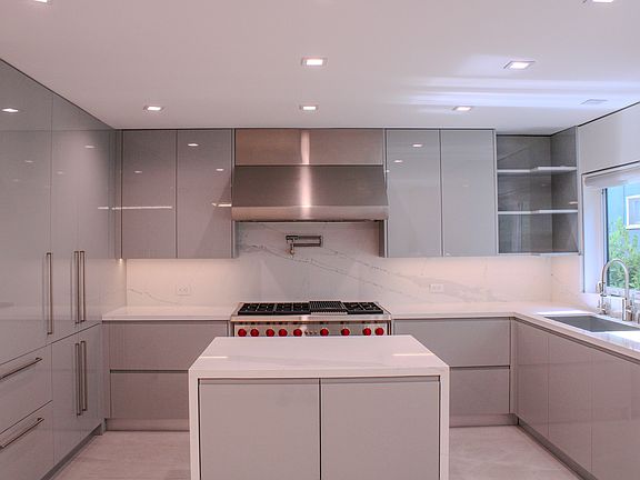 2nd image of 1211 S Sherbourne Dr APT 2