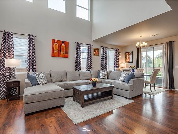 Beautiful laminate flooring