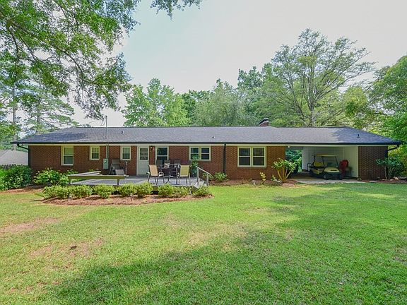 5th image of 206 Sunset Dr