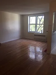 Rented by Roberto Guilbet, LREB