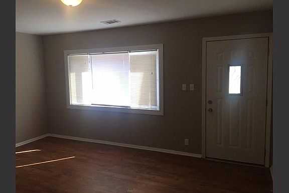 2nd image of 4645 Ashtree Dr