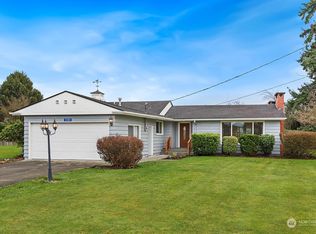 15383 Sunset Ln, Mount Vernon, WA 98273