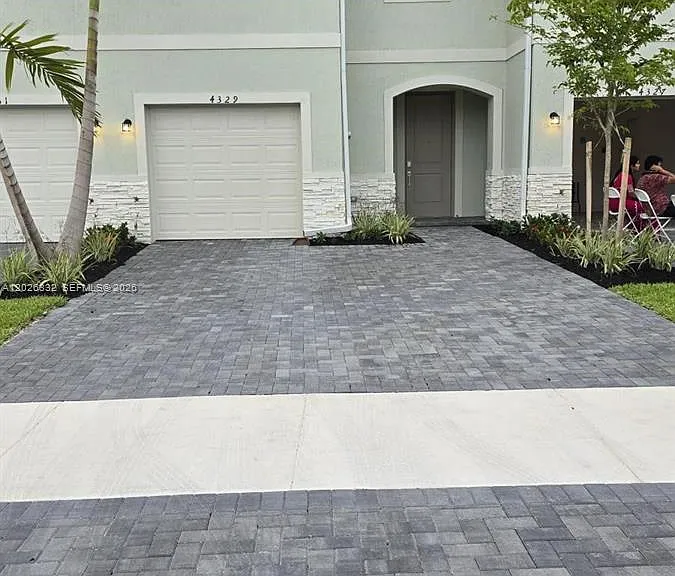 4329 Pond Lily Ln — Photo 21