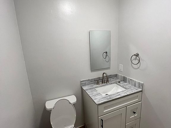 2nd image of 16707 Hawthorne Blvd #E