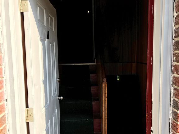 5th image of 10505 Chapman Hwy APT 3