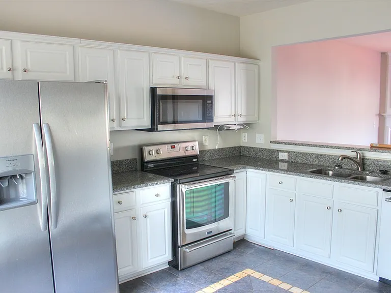 506 Sutter Gate Ln — Photo 5