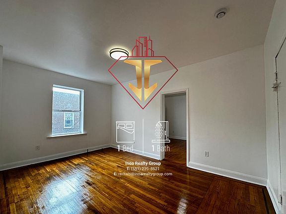 5th image of 11-13 Gifford Ave APT 5G