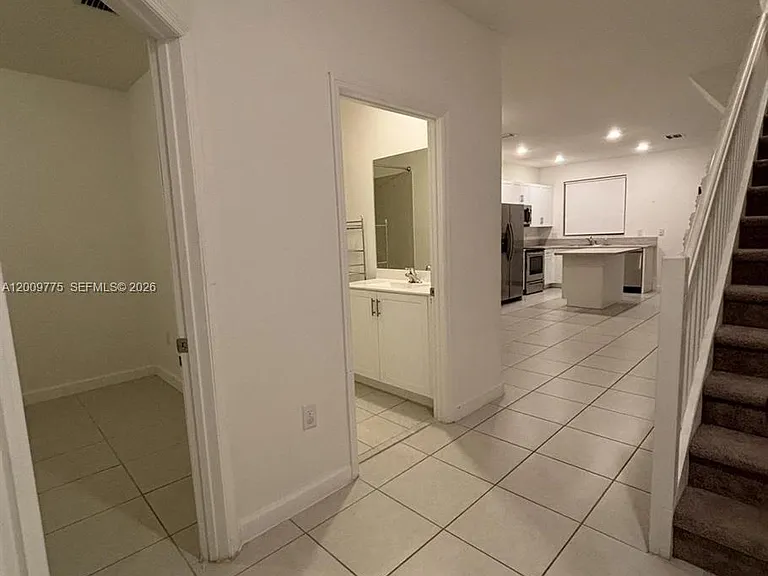 20964 NE 8th Ave — Photo 6