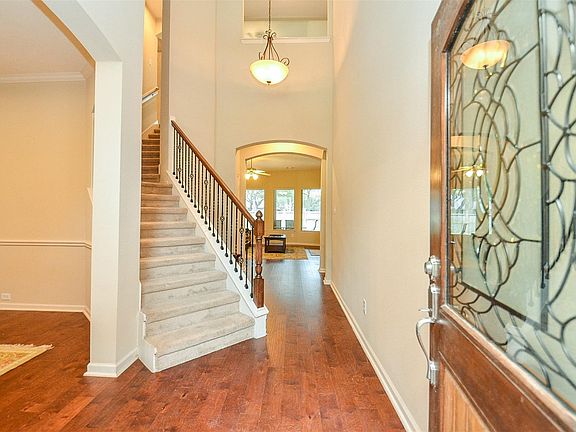 4th image of 21211 Dover Park Ln