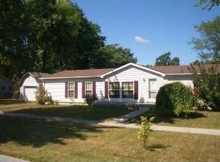 113 N 3rd St, Portage, OH 43451