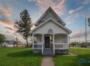 1155 Pinewood Ave, Toledo, OH 43607