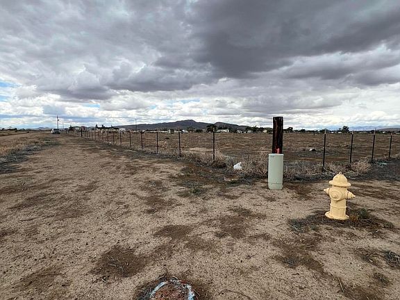 3rd image of 3195 Pueblo St #18-426-01