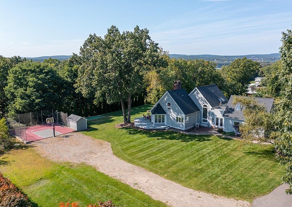 54 Kennedy St, Chicopee, MA 01013 Zillow