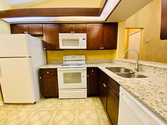 4th image of 3018 S Semoran Blvd APT 1
