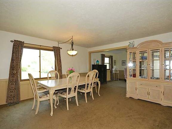 3rd image of 5995 W Oak Hill Dr