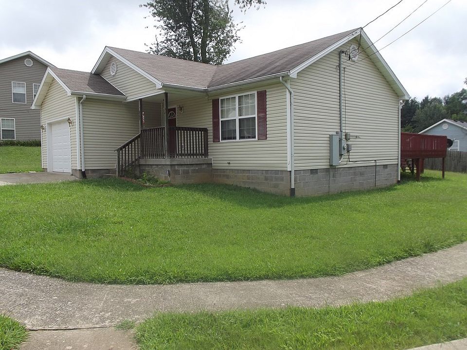 1st image of 808 Andra Dr