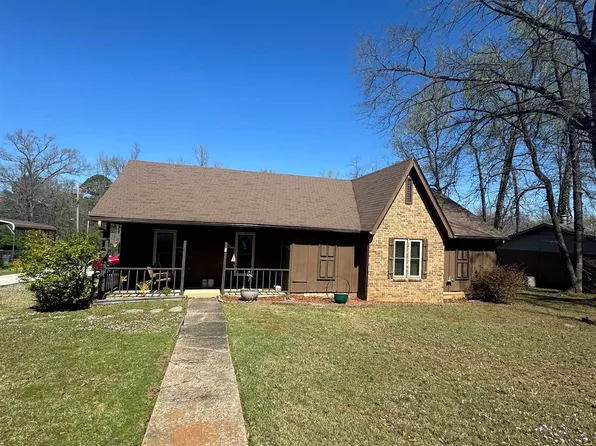 7 Neal St, Bryant, AR 72022