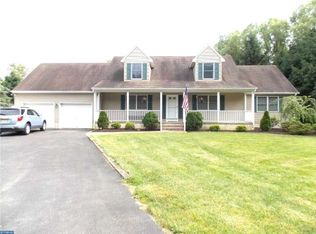 250 Schoolhouse Rd, Wrightstown, NJ 08562