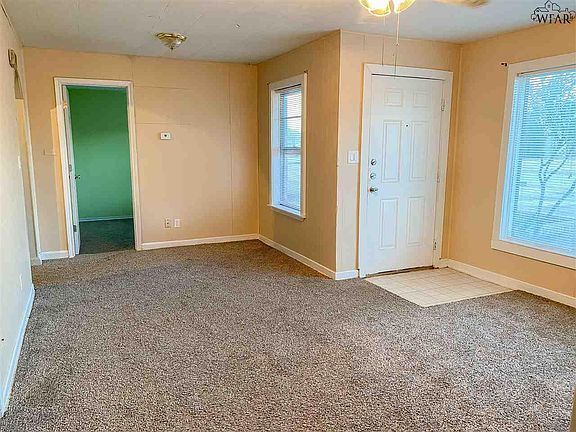3rd image of 3013 Lavell Ave