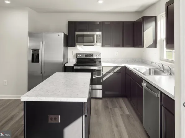 1451A Mutual Dr, Inwood, WV 25428