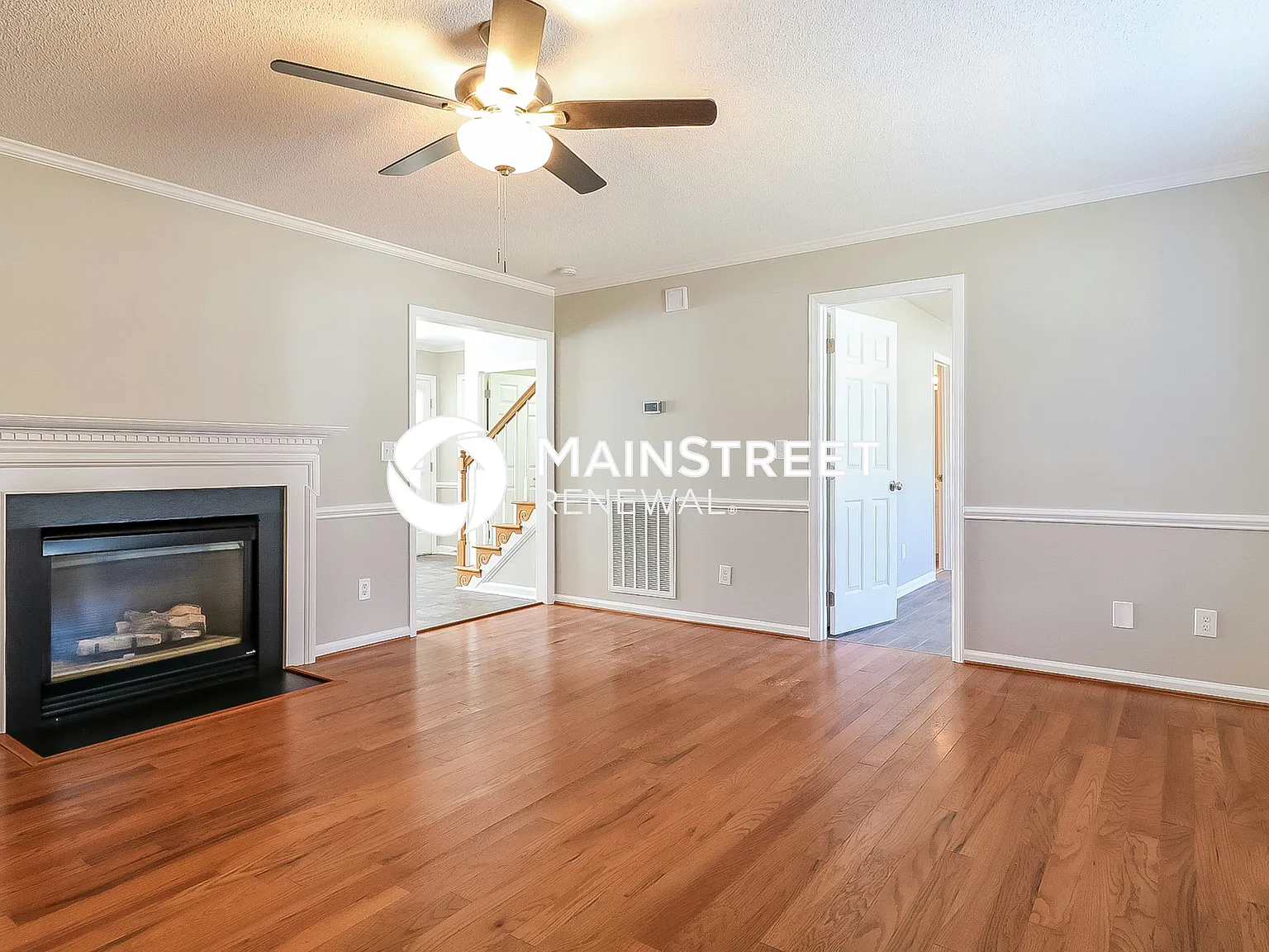 244 Skylar Ln — Photo 3