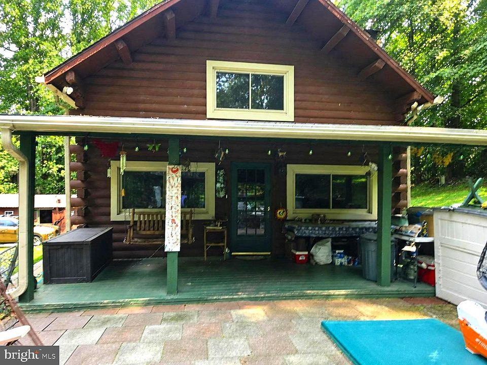 1st image of 17 Apple Ln