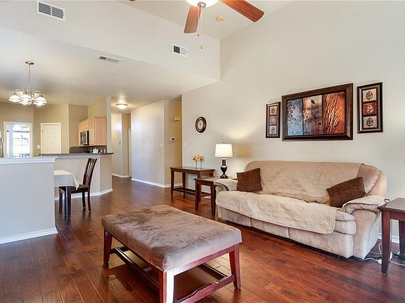 5th image of 1424 Stella Dr
