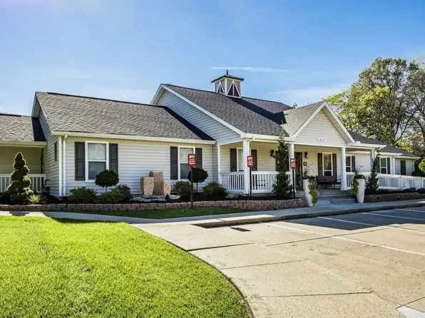 MeadowView Townhomes