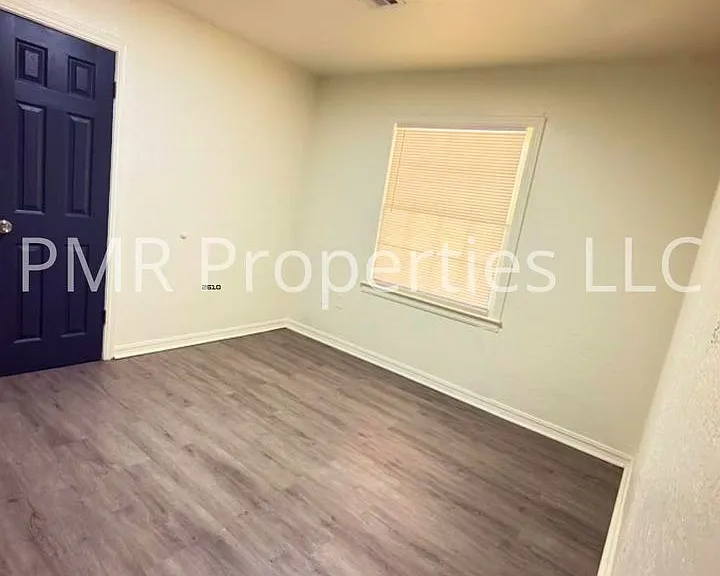 2146 NW Lincoln Ave — Photo 7