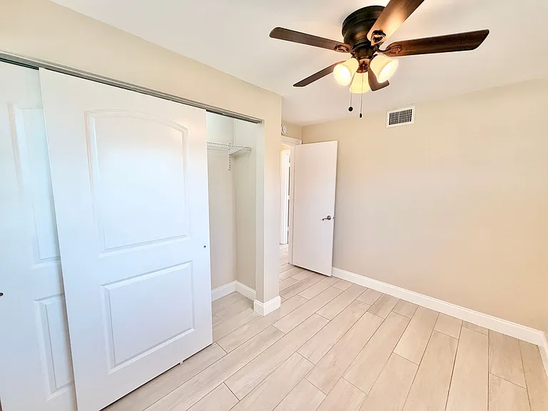 3499 Balboa Cir E — Photo 15