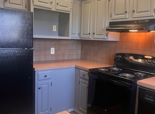 1000 S Woodlawn St #1107, Wichita, KS 67218