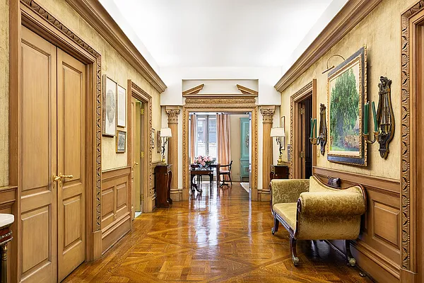 Sold by Stribling | media 9