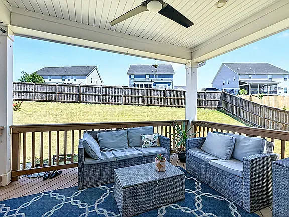 201 Devon Fields Dr — Photo 25