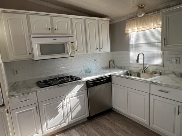 (undisclosed Address), Ashland City, TN 37015