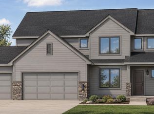 10652 101 Avenue Cir, Papillion, NE 68046